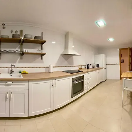 Touristhome Frei Luis Appartamento Sarria